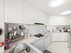 Silahis Apartments (D15), Apartment #574151341